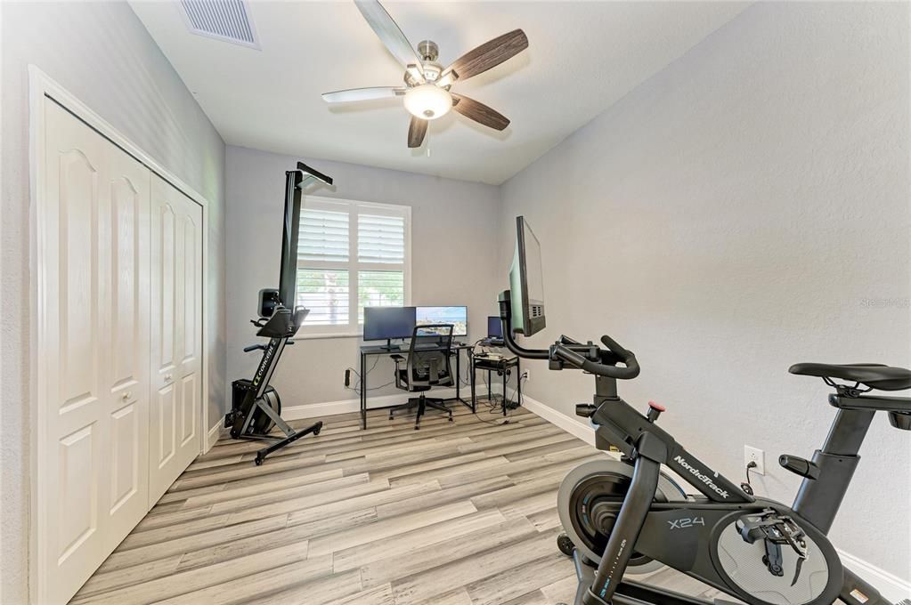 For Sale: $464,900 (3 beds, 3 baths, 1836 Square Feet)