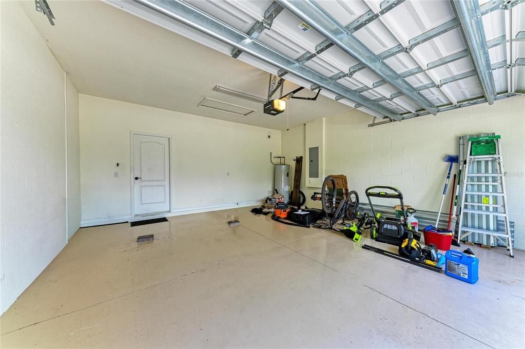 For Sale: $464,900 (3 beds, 3 baths, 1836 Square Feet)