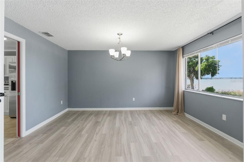 For Sale: $457,000 (3 beds, 2 baths, 2804 Square Feet)