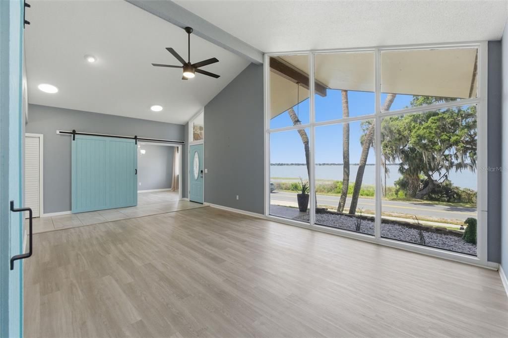 For Sale: $457,000 (3 beds, 2 baths, 2804 Square Feet)