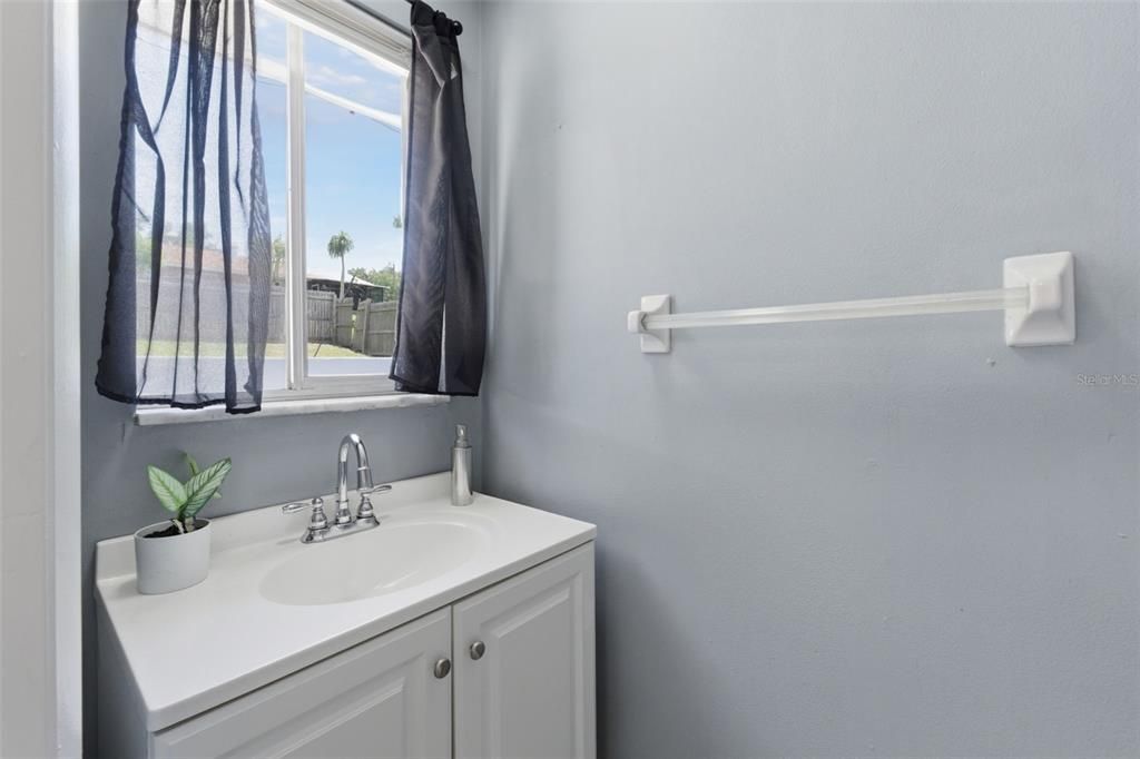 For Sale: $457,000 (3 beds, 2 baths, 2804 Square Feet)