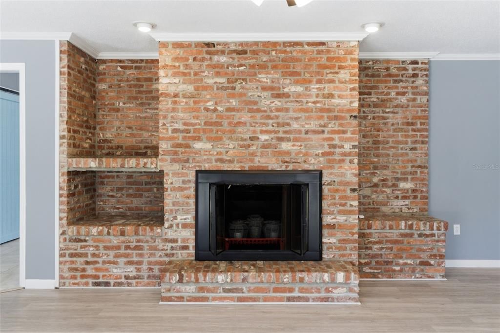 For Sale: $457,000 (3 beds, 2 baths, 2804 Square Feet)