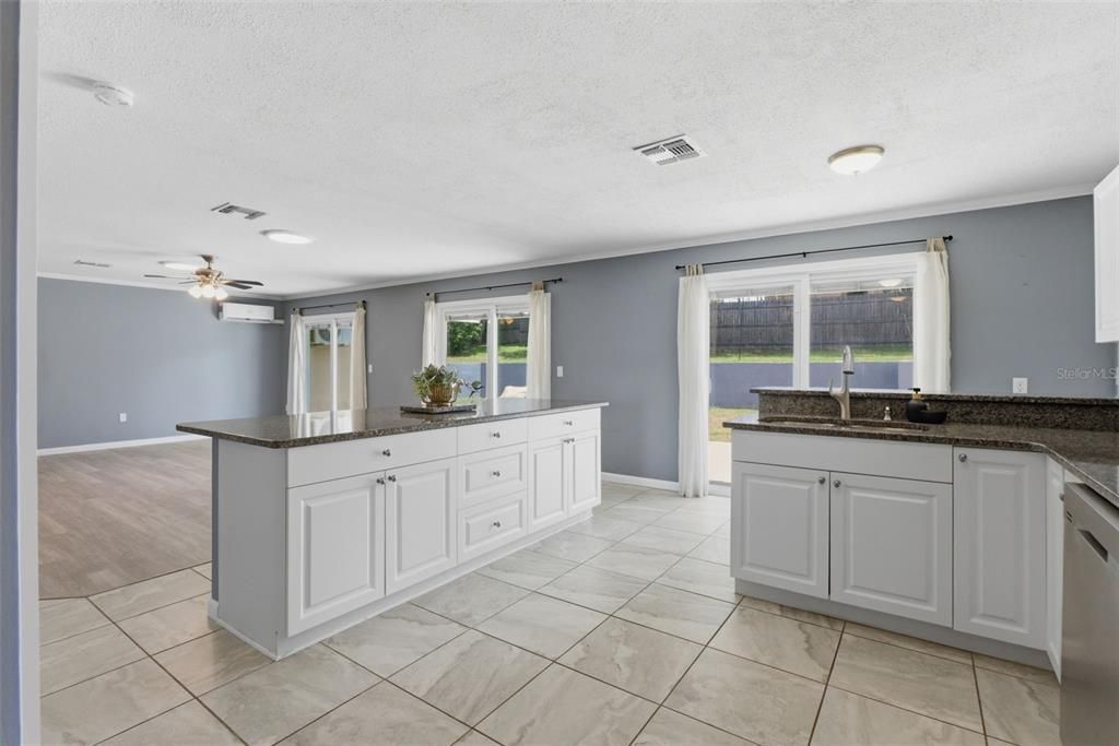 For Sale: $457,000 (3 beds, 2 baths, 2804 Square Feet)