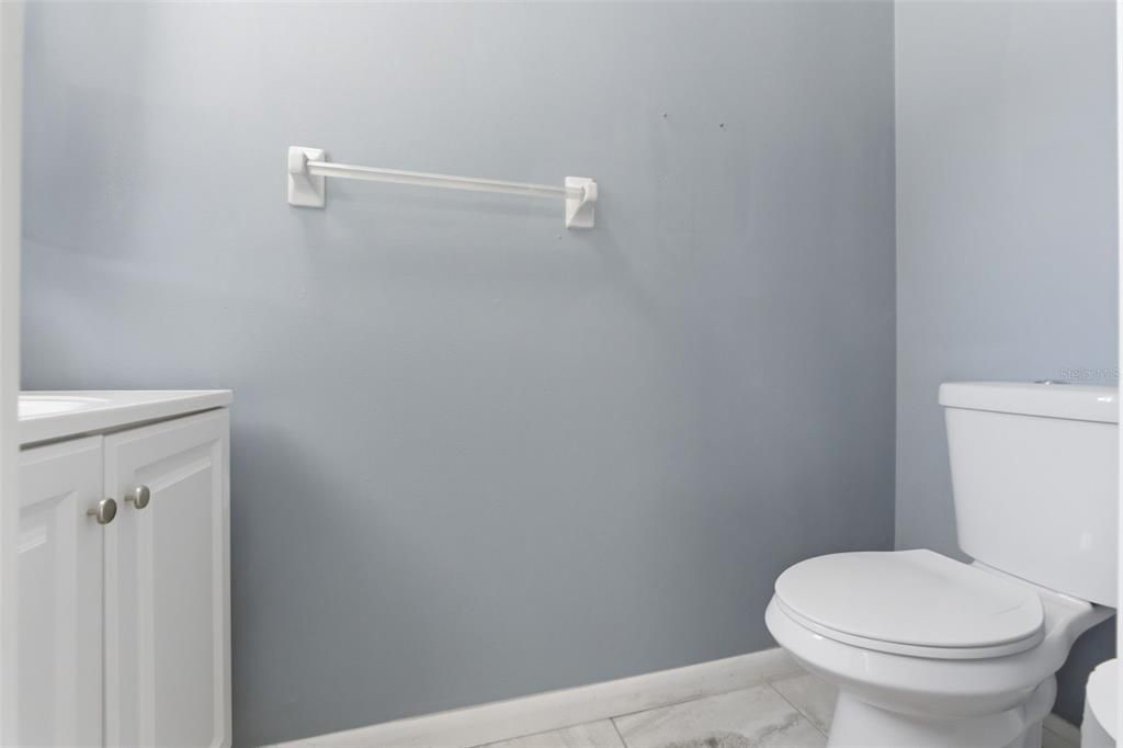 For Sale: $457,000 (3 beds, 2 baths, 2804 Square Feet)