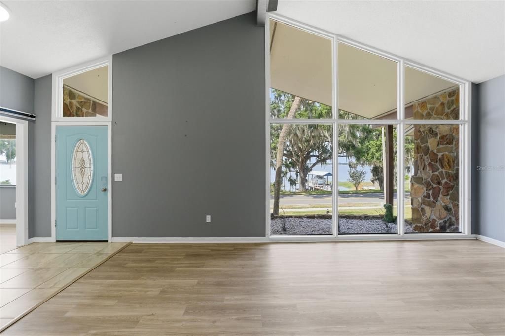 For Sale: $457,000 (3 beds, 2 baths, 2804 Square Feet)