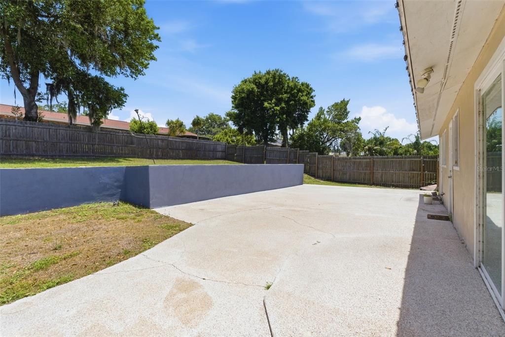 For Sale: $457,000 (3 beds, 2 baths, 2804 Square Feet)