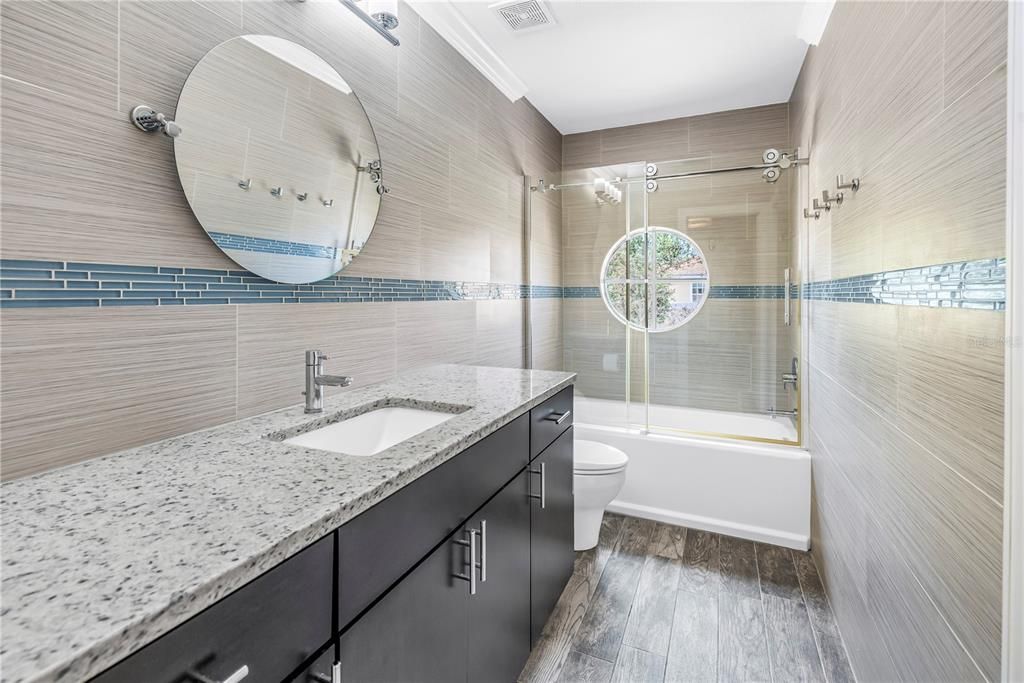 For Sale: $485,000 (3 beds, 2 baths, 1990 Square Feet)