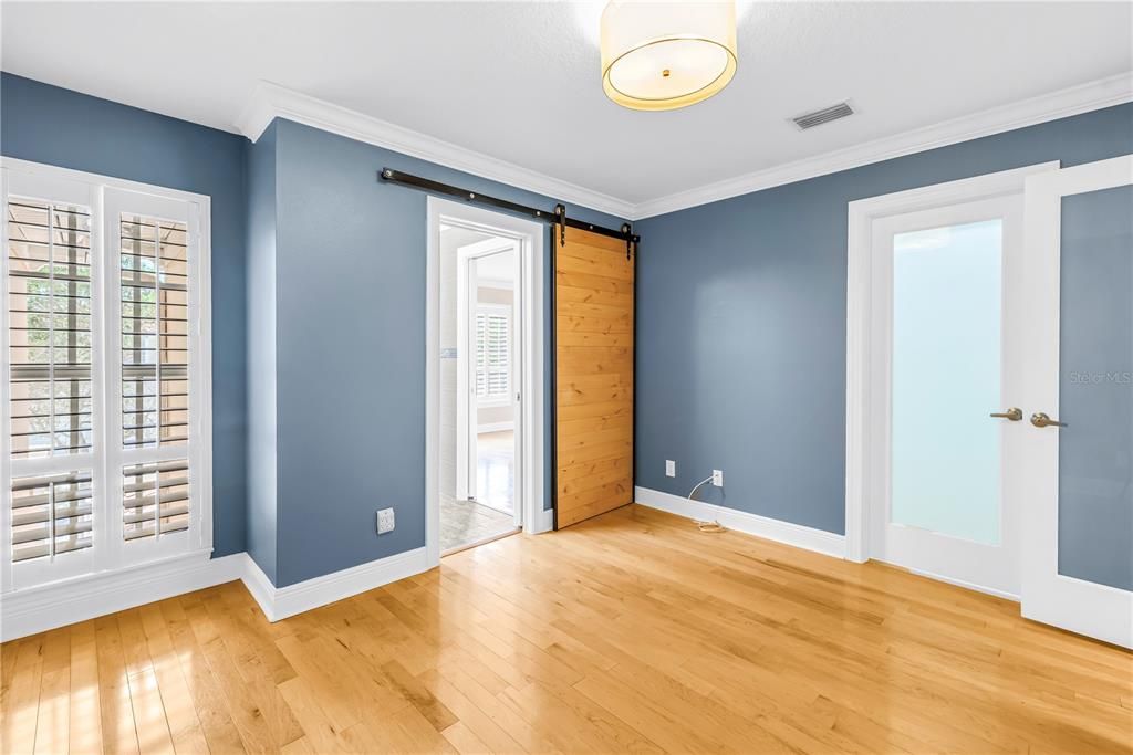 For Sale: $485,000 (3 beds, 2 baths, 1990 Square Feet)