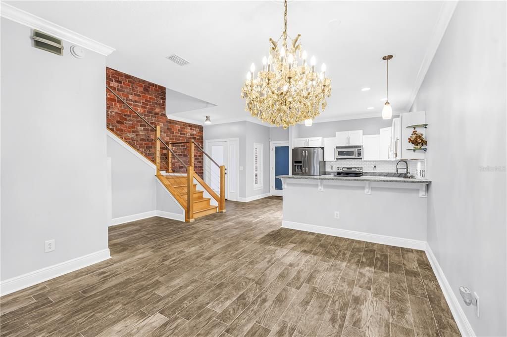 For Sale: $485,000 (3 beds, 2 baths, 1990 Square Feet)