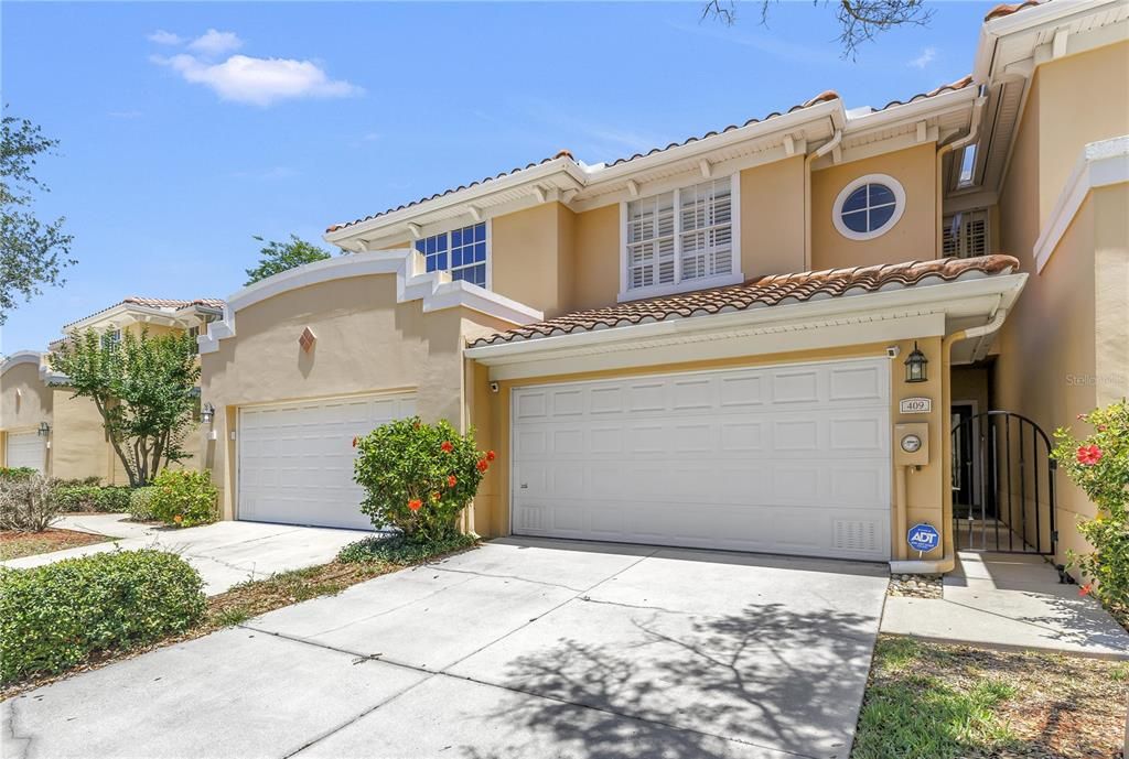 For Sale: $485,000 (3 beds, 2 baths, 1990 Square Feet)