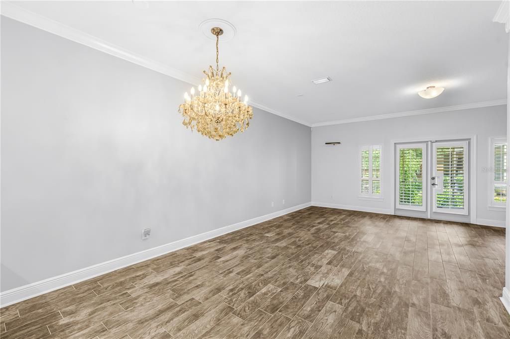 For Sale: $485,000 (3 beds, 2 baths, 1990 Square Feet)