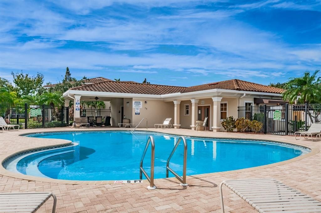For Sale: $485,000 (3 beds, 2 baths, 1990 Square Feet)