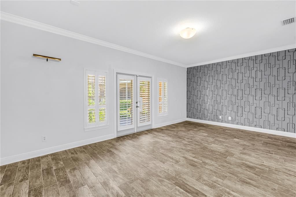 For Sale: $485,000 (3 beds, 2 baths, 1990 Square Feet)