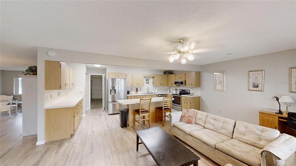 For Rent: $1,600 (2 beds, 2 baths, 1454 Square Feet)