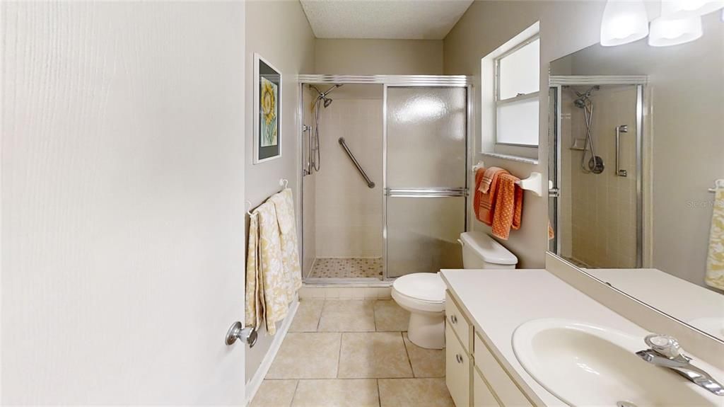 For Rent: $1,600 (2 beds, 2 baths, 1454 Square Feet)