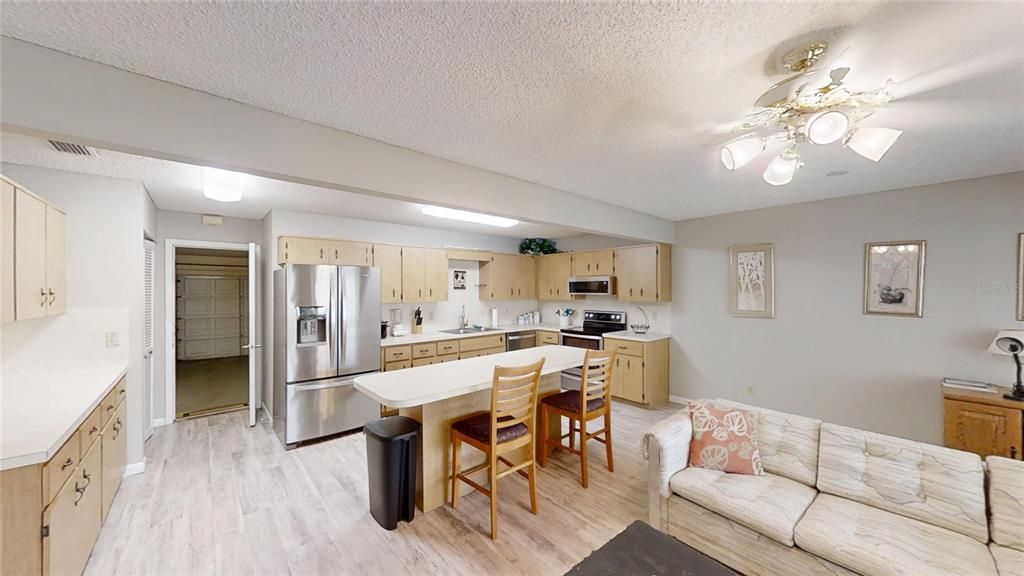 For Rent: $1,600 (2 beds, 2 baths, 1454 Square Feet)