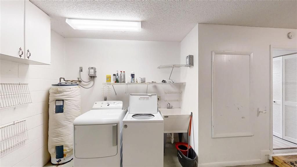For Rent: $1,600 (2 beds, 2 baths, 1454 Square Feet)