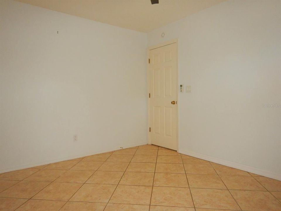Active With Contract: $365,000 (3 beds, 2 baths, 1965 Square Feet)