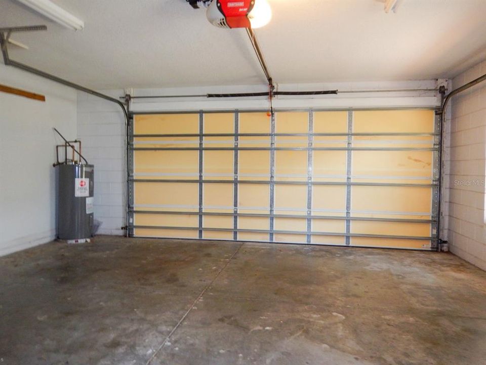 Active With Contract: $365,000 (3 beds, 2 baths, 1965 Square Feet)