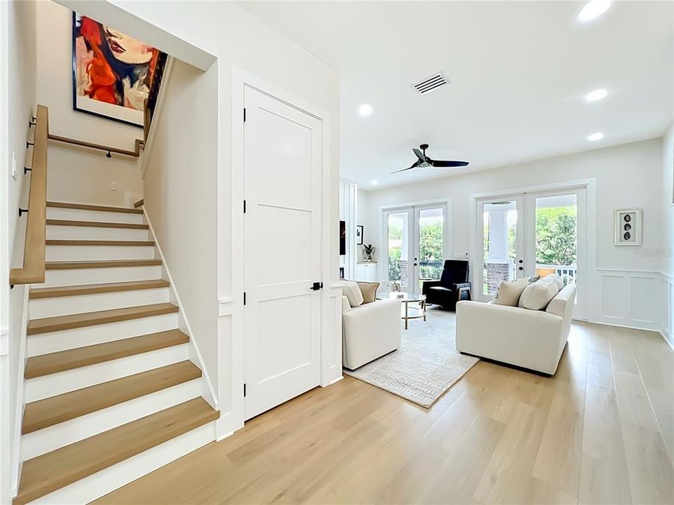 For Sale: $1,395,000 (5 beds, 4 baths, 2800 Square Feet)