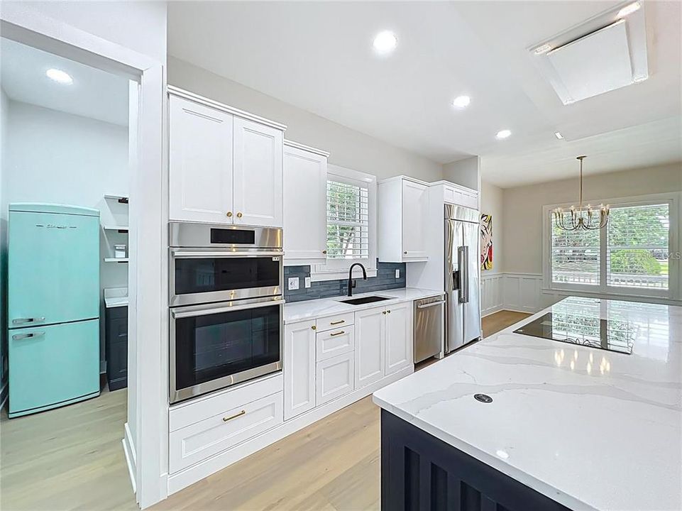 For Sale: $1,395,000 (5 beds, 4 baths, 2800 Square Feet)
