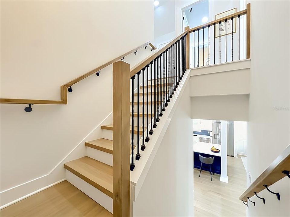 For Sale: $1,395,000 (5 beds, 4 baths, 2800 Square Feet)