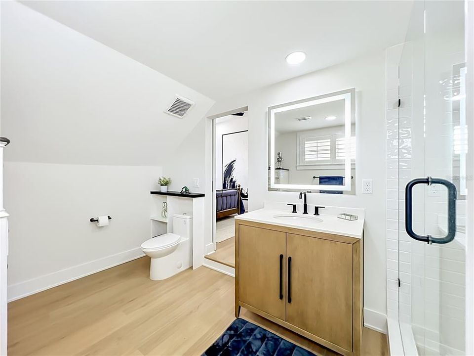 For Sale: $1,395,000 (5 beds, 4 baths, 2800 Square Feet)