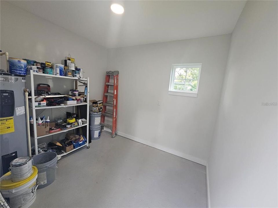 For Sale: $1,395,000 (5 beds, 4 baths, 2800 Square Feet)