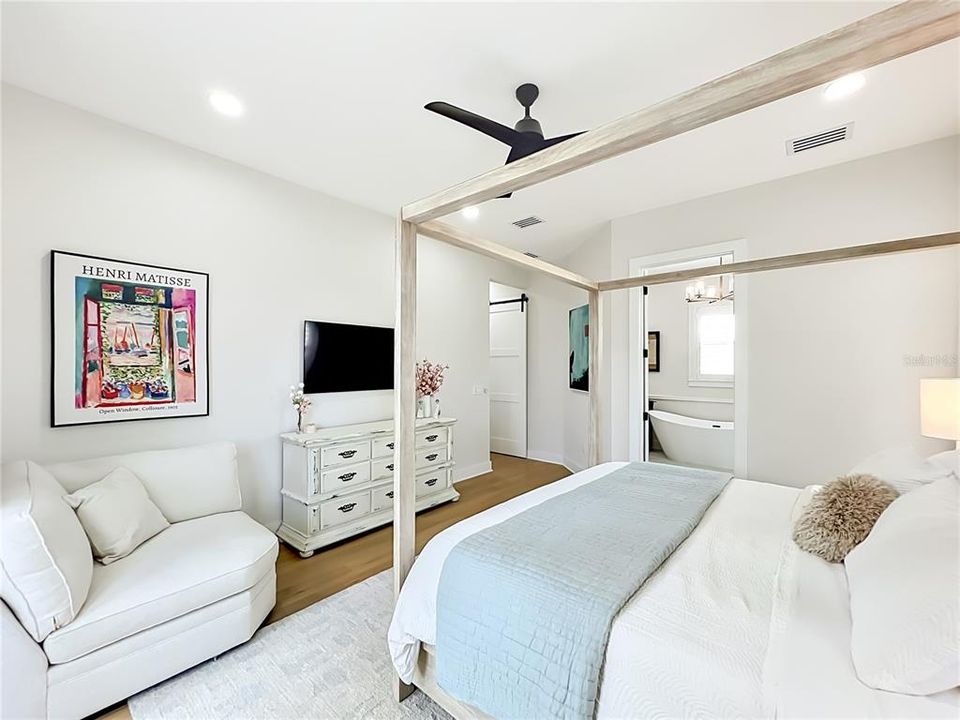 For Sale: $1,395,000 (5 beds, 4 baths, 2800 Square Feet)