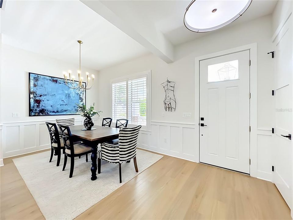 For Sale: $1,395,000 (5 beds, 4 baths, 2800 Square Feet)