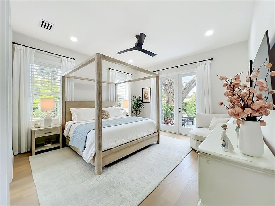 For Sale: $1,395,000 (5 beds, 4 baths, 2800 Square Feet)