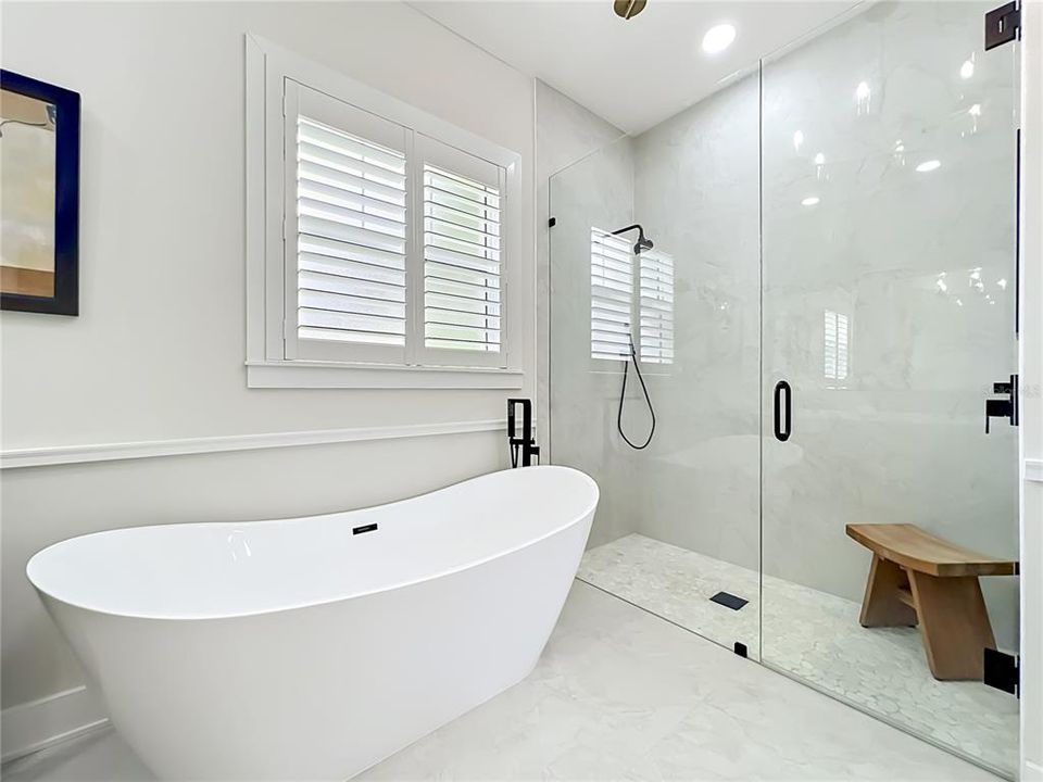 For Sale: $1,395,000 (5 beds, 4 baths, 2800 Square Feet)