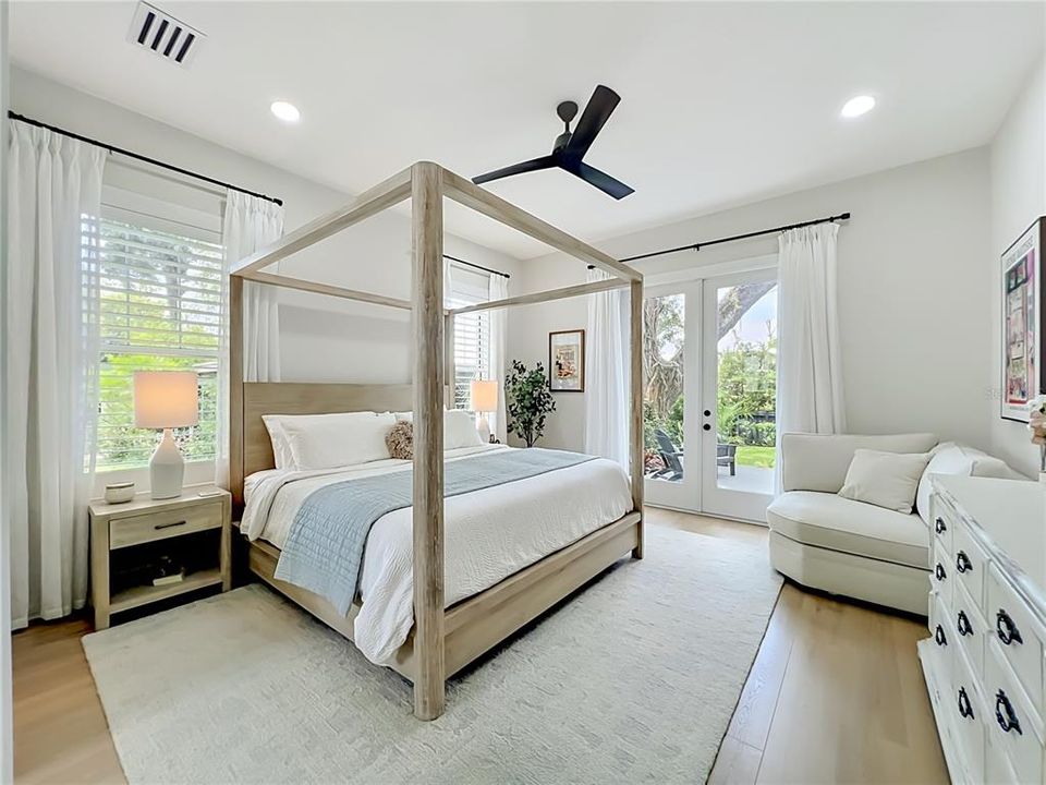 For Sale: $1,395,000 (5 beds, 4 baths, 2800 Square Feet)