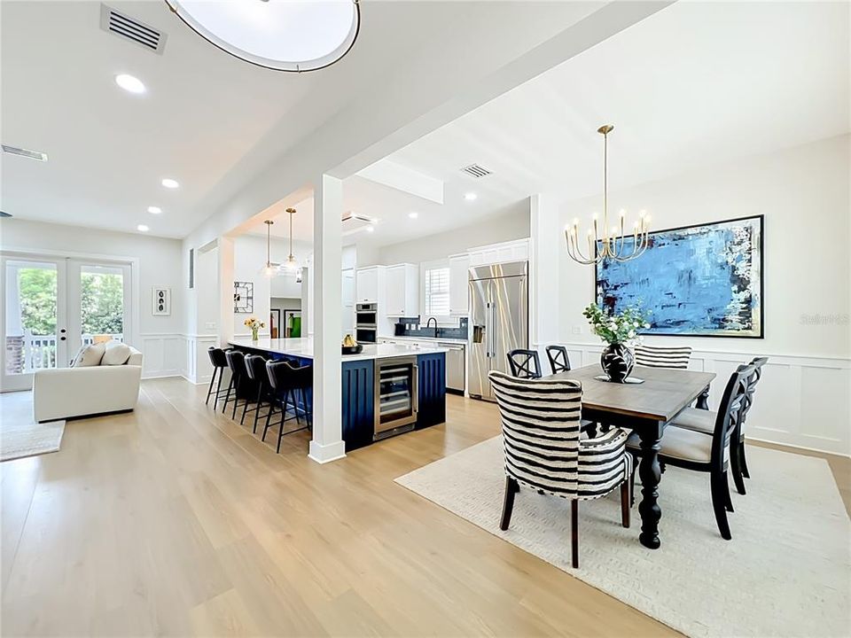 For Sale: $1,395,000 (5 beds, 4 baths, 2800 Square Feet)