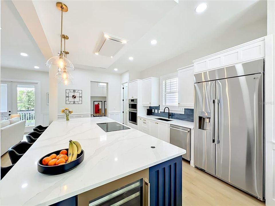 For Sale: $1,395,000 (5 beds, 4 baths, 2800 Square Feet)