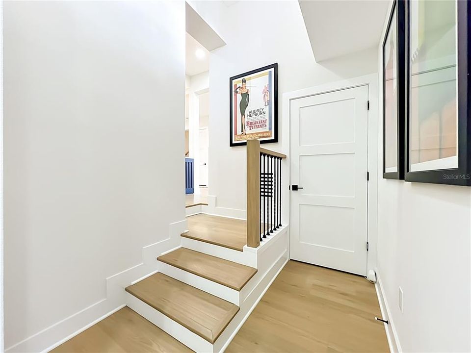 For Sale: $1,395,000 (5 beds, 4 baths, 2800 Square Feet)