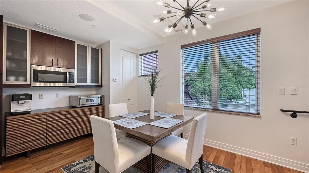 Active With Contract: $799,000 (3 beds, 4 baths, 2310 Square Feet)