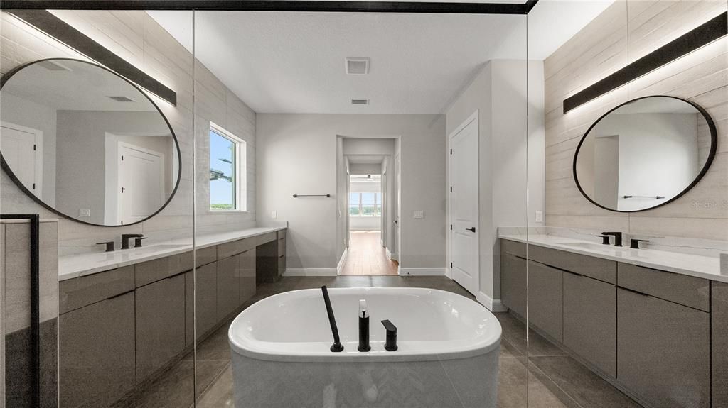 For Sale: $2,680,000 (5 beds, 4 baths, 4355 Square Feet)