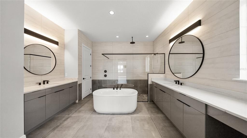 For Sale: $2,680,000 (5 beds, 4 baths, 4355 Square Feet)