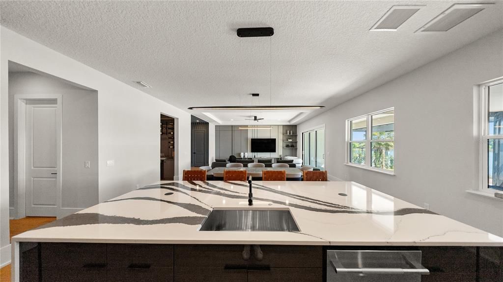For Sale: $2,680,000 (5 beds, 4 baths, 4355 Square Feet)