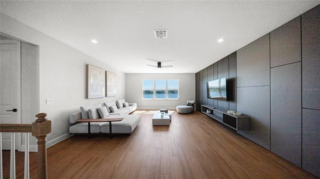 For Sale: $2,680,000 (5 beds, 4 baths, 4355 Square Feet)
