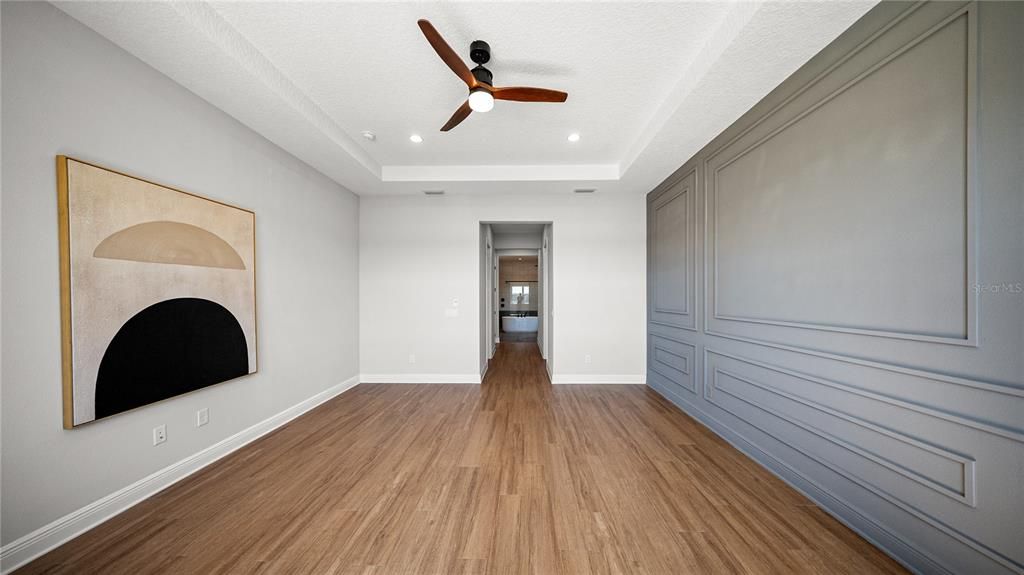 For Sale: $2,680,000 (5 beds, 4 baths, 4355 Square Feet)