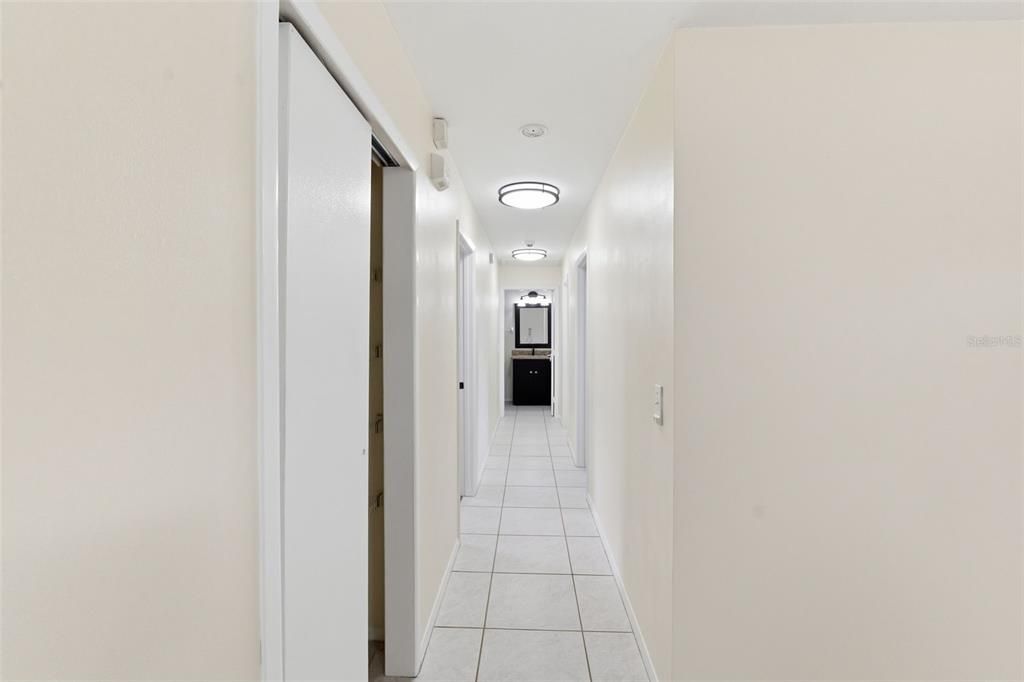 Active With Contract: $315,000 (3 beds, 2 baths, 1176 Square Feet)