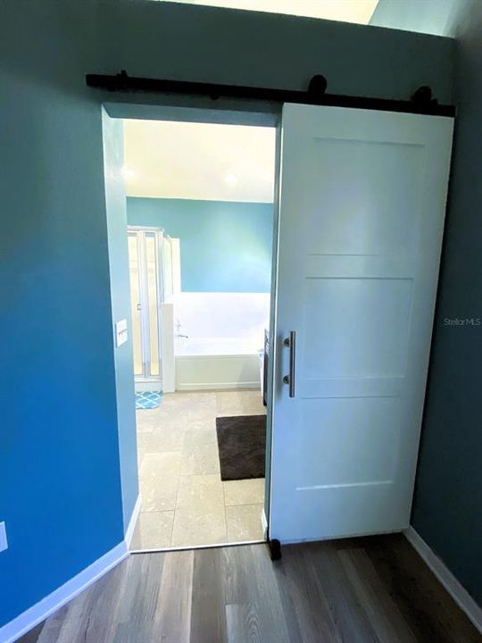 For Rent: $2,350 (3 beds, 2 baths, 1400 Square Feet)
