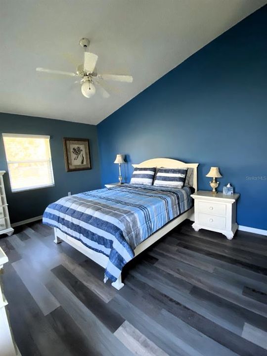 For Rent: $2,350 (3 beds, 2 baths, 1400 Square Feet)