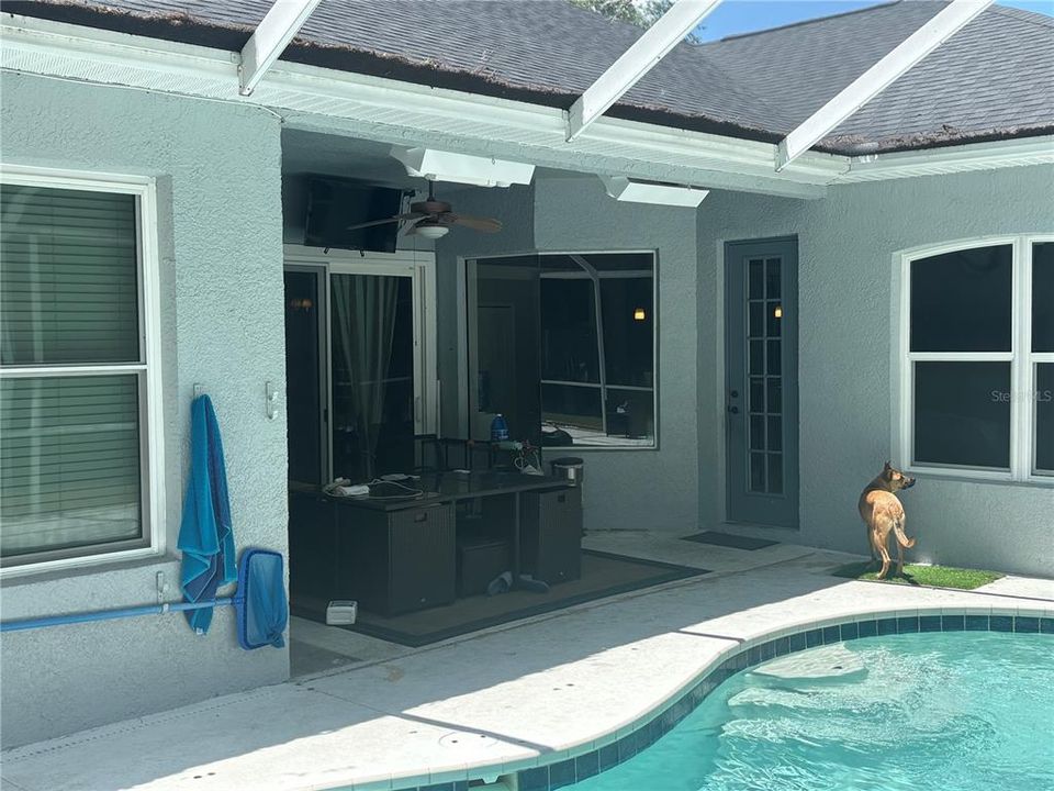 Activo con contrato: $824,900 (4 camas, 3 baños, 2764 Pies cuadrados)