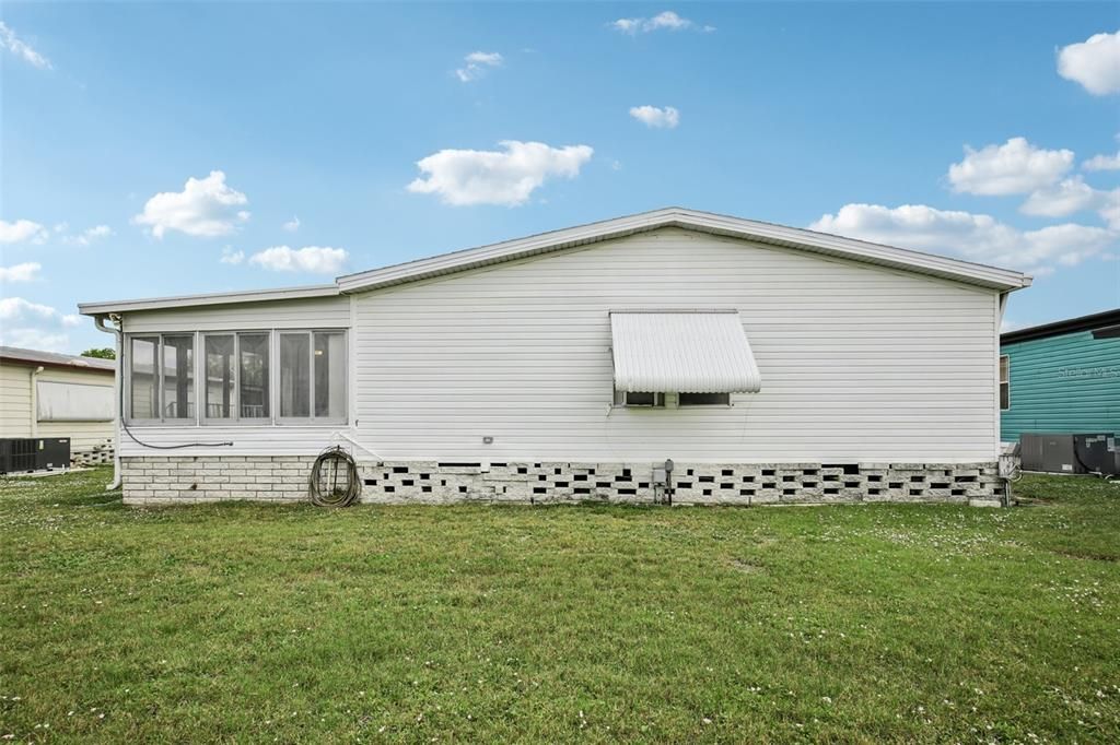 Active With Contract: $219,900 (4 beds, 2 baths, 1860 Square Feet)