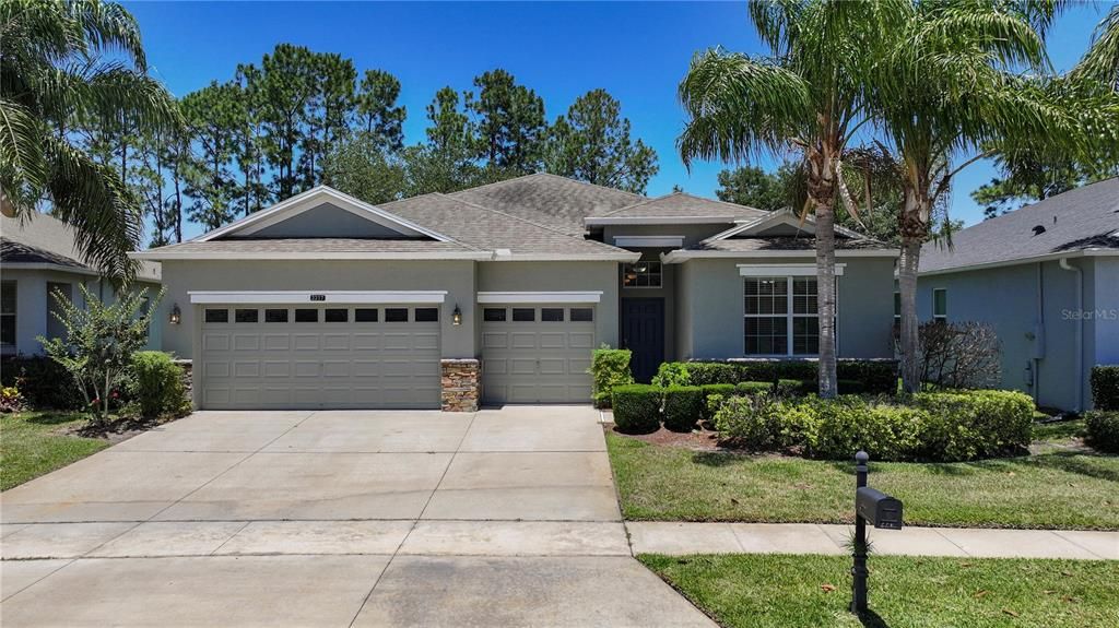 Active With Contract: $3,000 (4 beds, 3 baths, 2283 Square Feet)