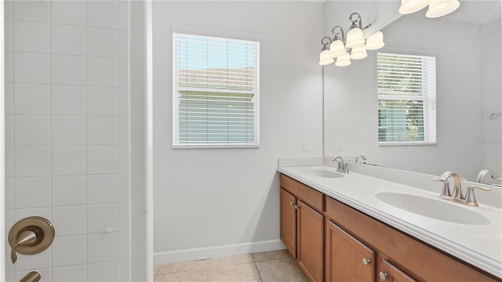 Active With Contract: $3,000 (4 beds, 3 baths, 2283 Square Feet)