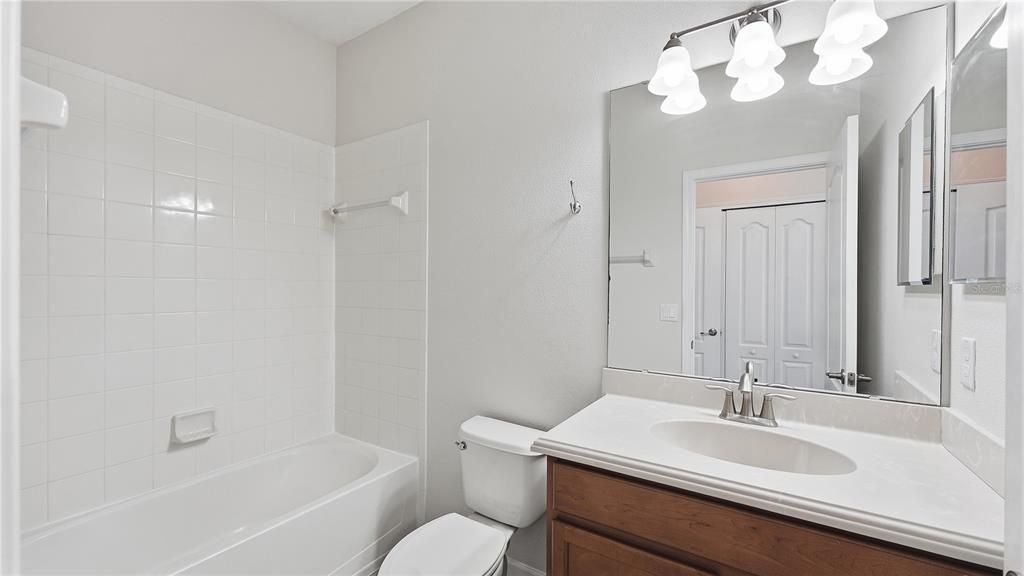 Active With Contract: $3,000 (4 beds, 3 baths, 2283 Square Feet)